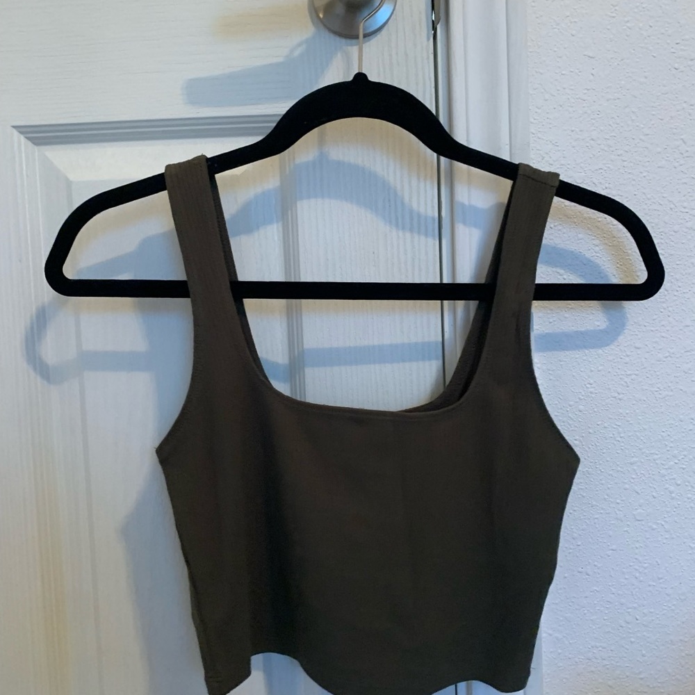 Cropped rib green tank